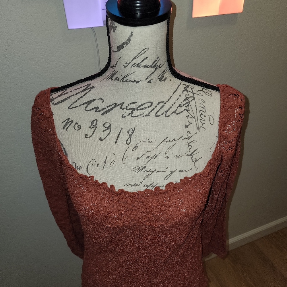 Venus xs lace shirt